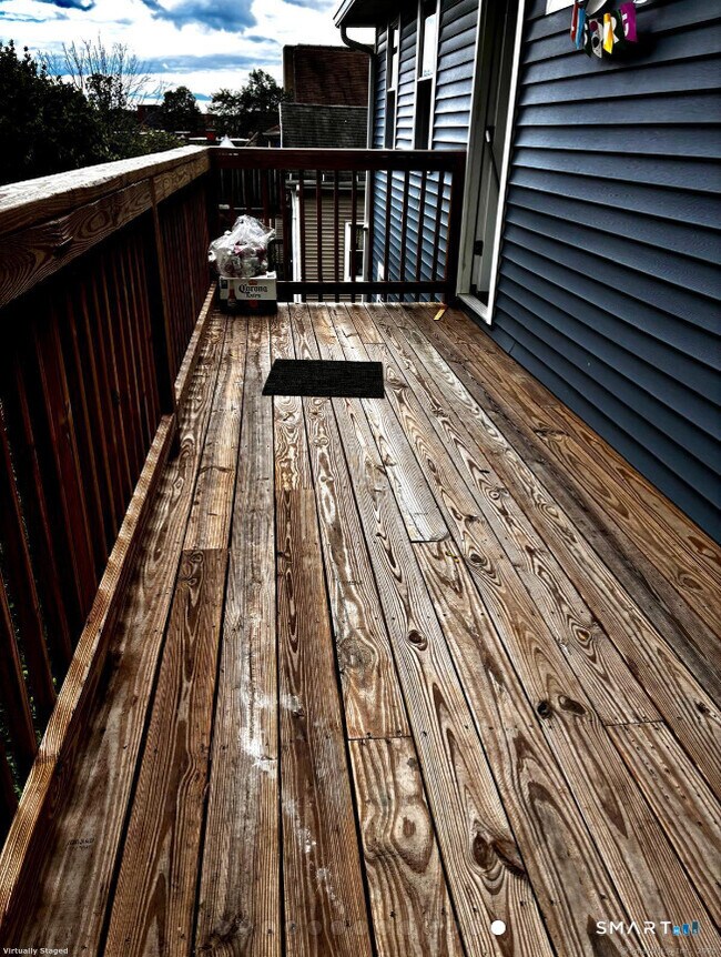 Building Photo - 36 2nd Ave