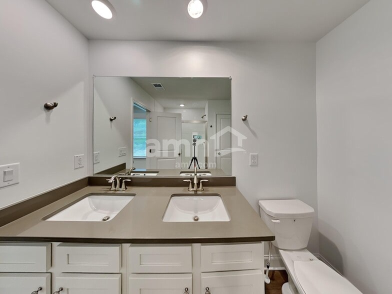 Building Photo - 625 Smt Vw Ln