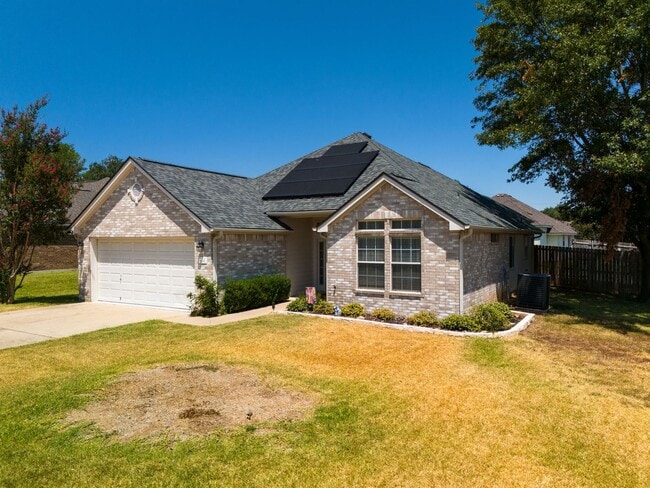 Primary Photo - 804 Woodhollow Dr