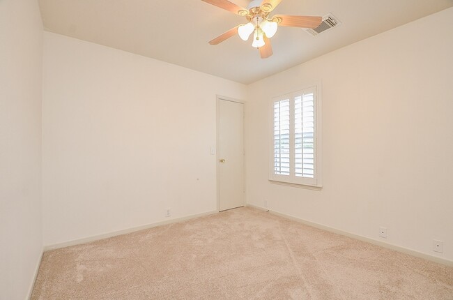 Building Photo - 6230 Canyon Rock Way