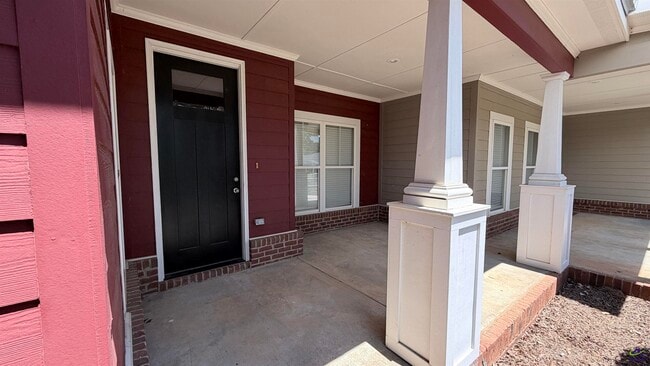 Building Photo - 104 Washington Place Drive