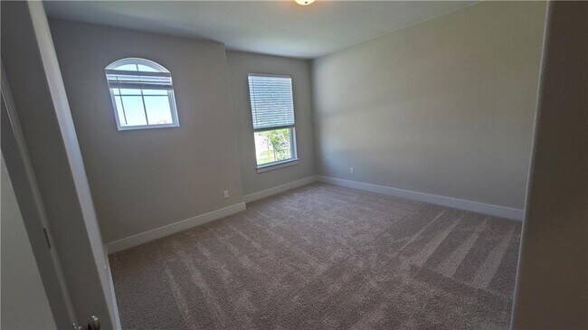 Building Photo - 2116 Palmera Ridge Blvd