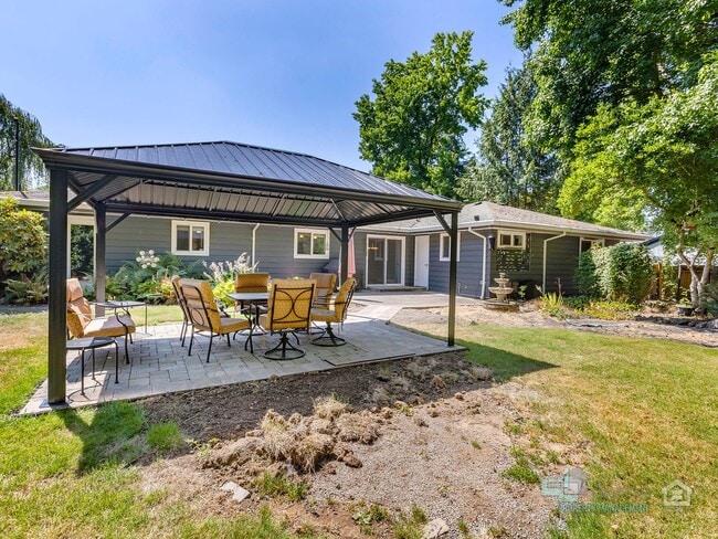 Building Photo - Charming 3-Bedroom Home in a Quiet Cul-de-Sac