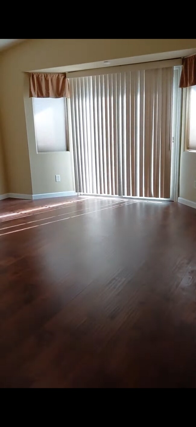 Building Photo - 5123 W Pecan Rd