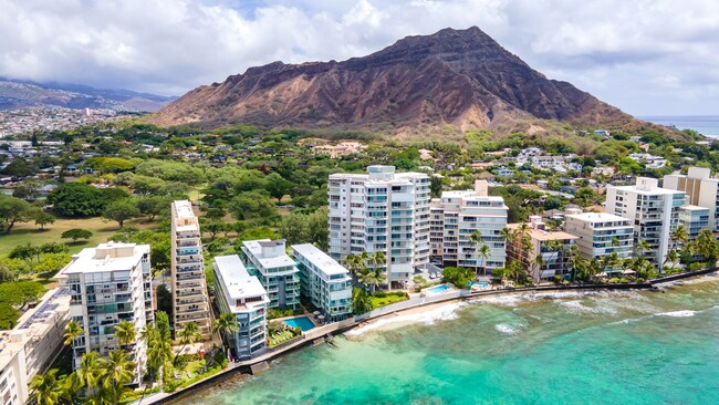 Building Photo - Diamond Head Ambassador