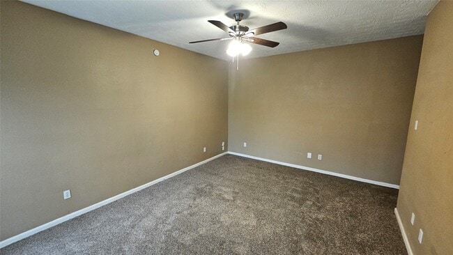 Building Photo - 14734 Treborway Dr