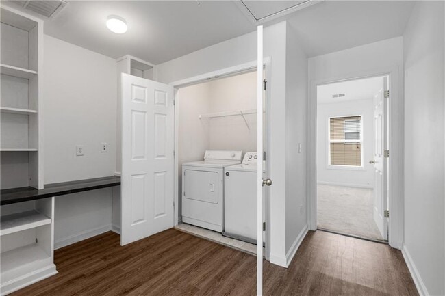 Building Photo - 1776 Willow Branch Ln