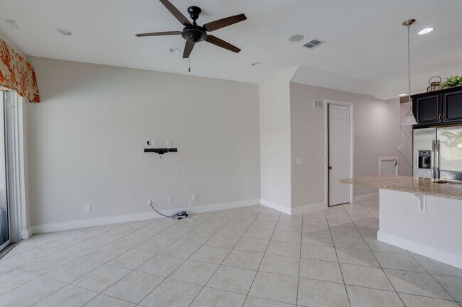 Building Photo - 510 Captiva Dr