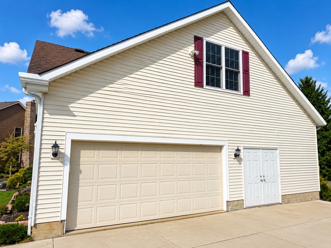 Building Photo - 243 Newfield Cir