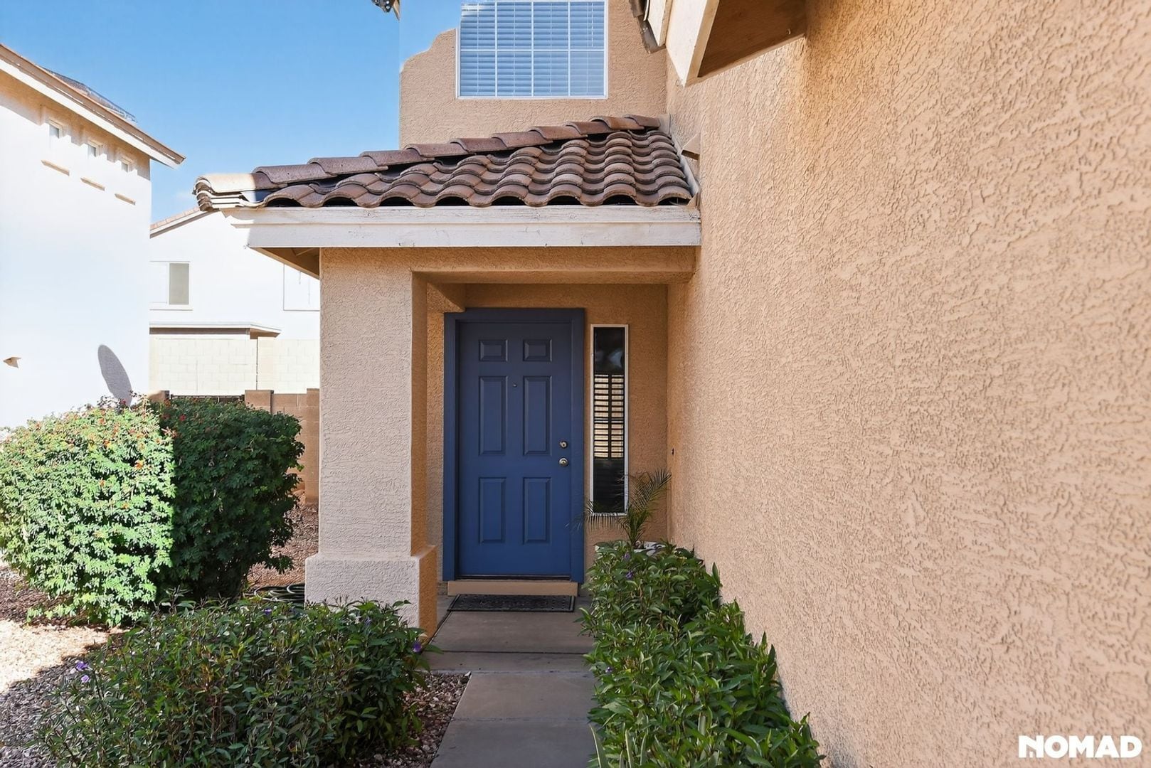 Building Photo - 22066 W Solano Dr