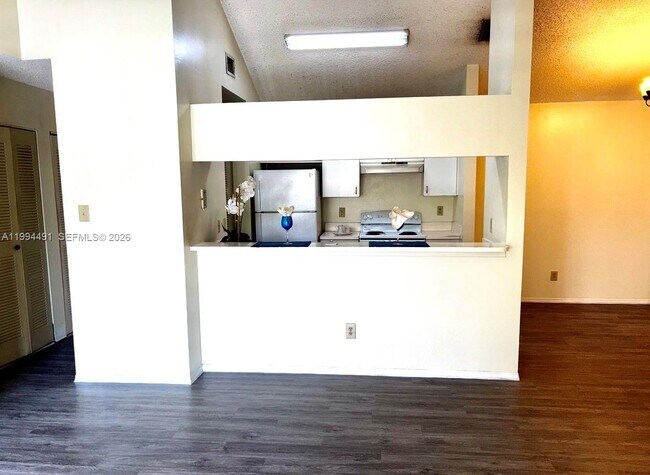 Building Photo - 10521 SW 158th Ct