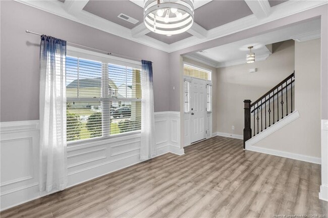 Building Photo - 5344 Debut Ave