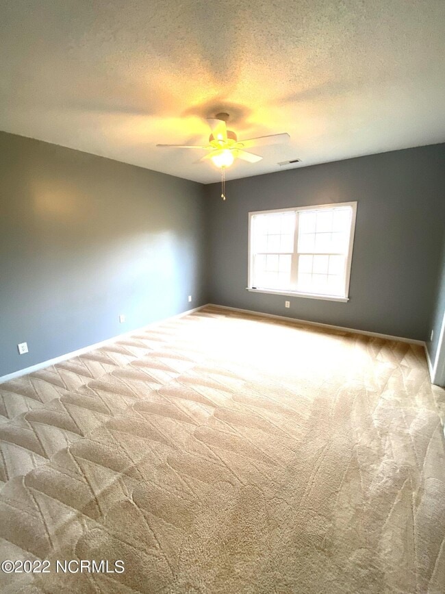 Building Photo - 125 Hardin Dr