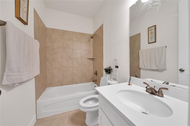 Building Photo - 7117 Prairieside Trl