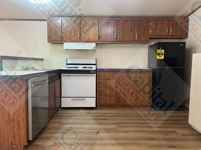 Building Photo - Quiet Country Manufactured Home