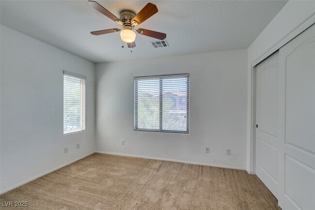 Building Photo - 10315 Elmwood Glen Ave