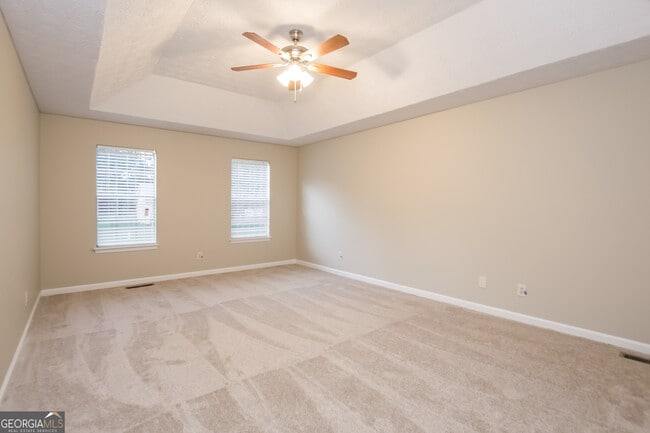 Building Photo - 430 Standing Rock Dr
