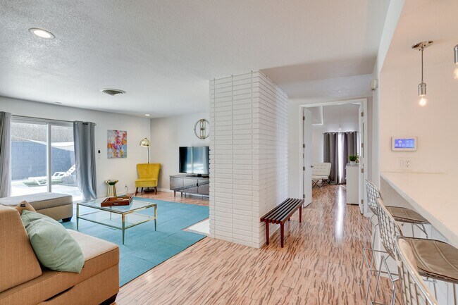 Building Photo - CUTE HOME IN 89169