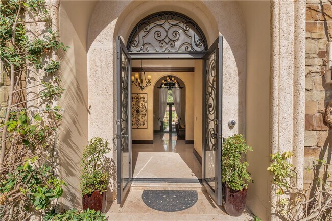 Building Photo - 9801 SW 60th Ct