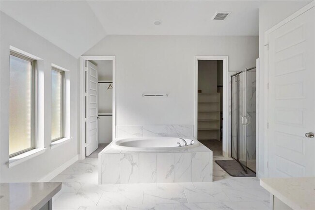 Building Photo - 100 Wake Valley Ct