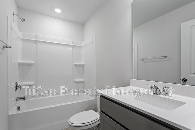 Building Photo - 1707 Chirping Trl