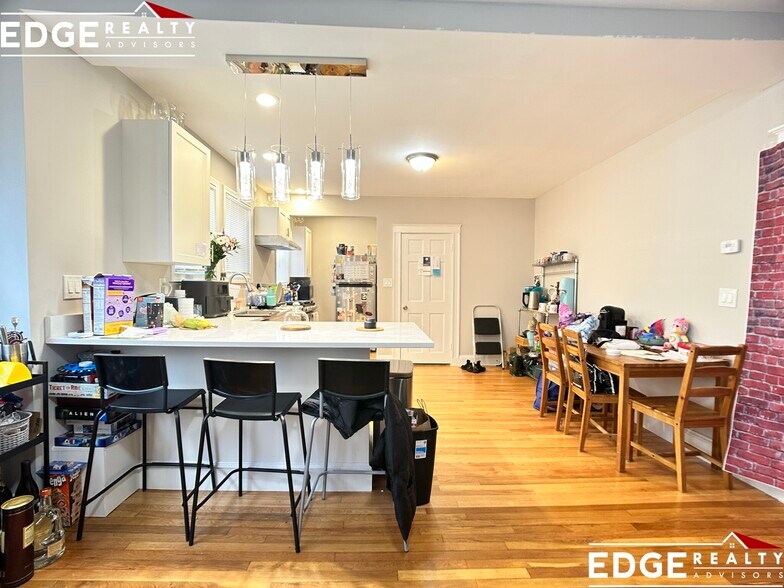 Building Photo - 14 Donnybrook Rd