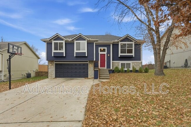 Primary Photo - 11516 N Windsor Ave