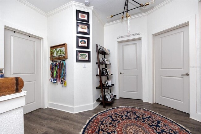 Building Photo - 1020 S Rome Ave