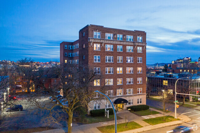 The James - Syracuse, NY | Apartment Finder