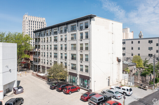 Building Photo - Town Square Senior Apartments