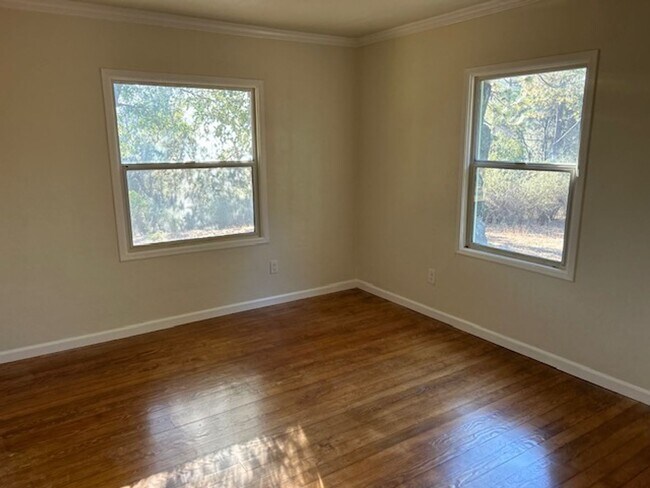 Building Photo - G5 | (CHP) 18480 Deer Flat Road