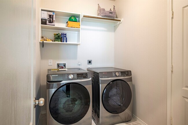 Building Photo - 4411 Mooring Cove Ct