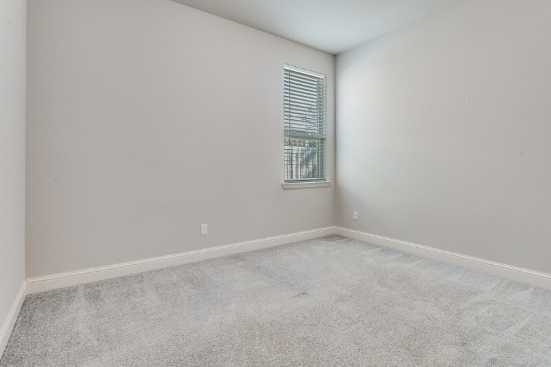 Building Photo - 1608 Grace Dr