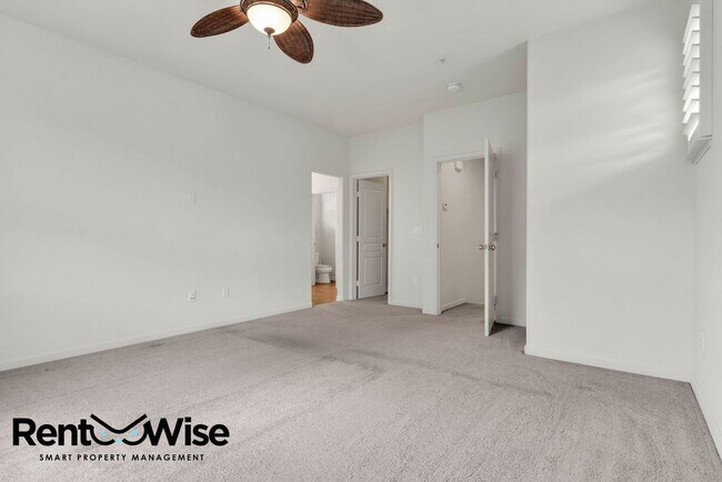 Building Photo - 25425 Huntwood Ave