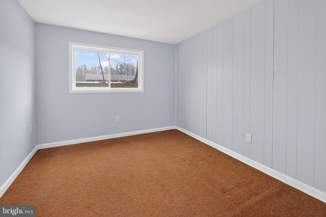 Building Photo - 3505 N St SE