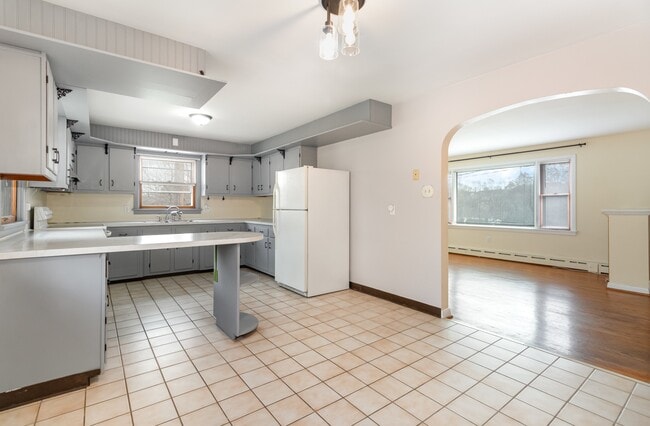 Building Photo - 388 Pleasant View Rd