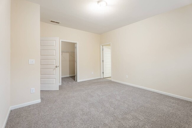 Building Photo - 6130 Mahogany Ter