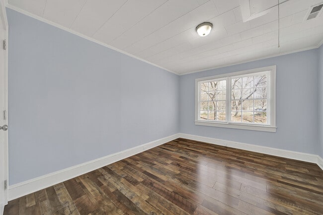 Building Photo - Duplex