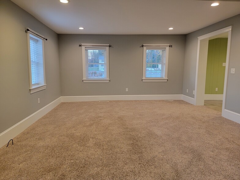 Building Photo - 3945 Conrad Weiser Pky