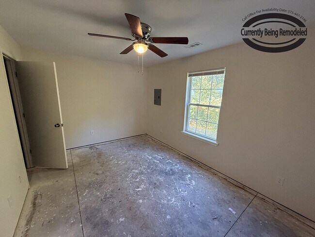 Building Photo - 1711 Hanover Blvd