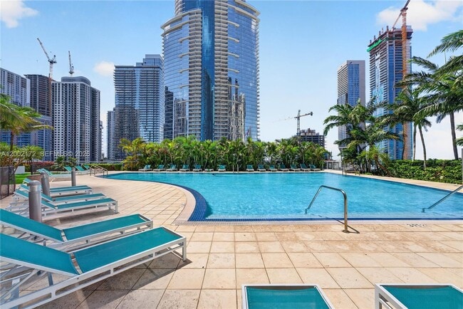 Building Photo - 888 Biscayne Blvd