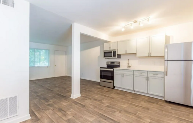 Kitchen and Living Area - Centry on South