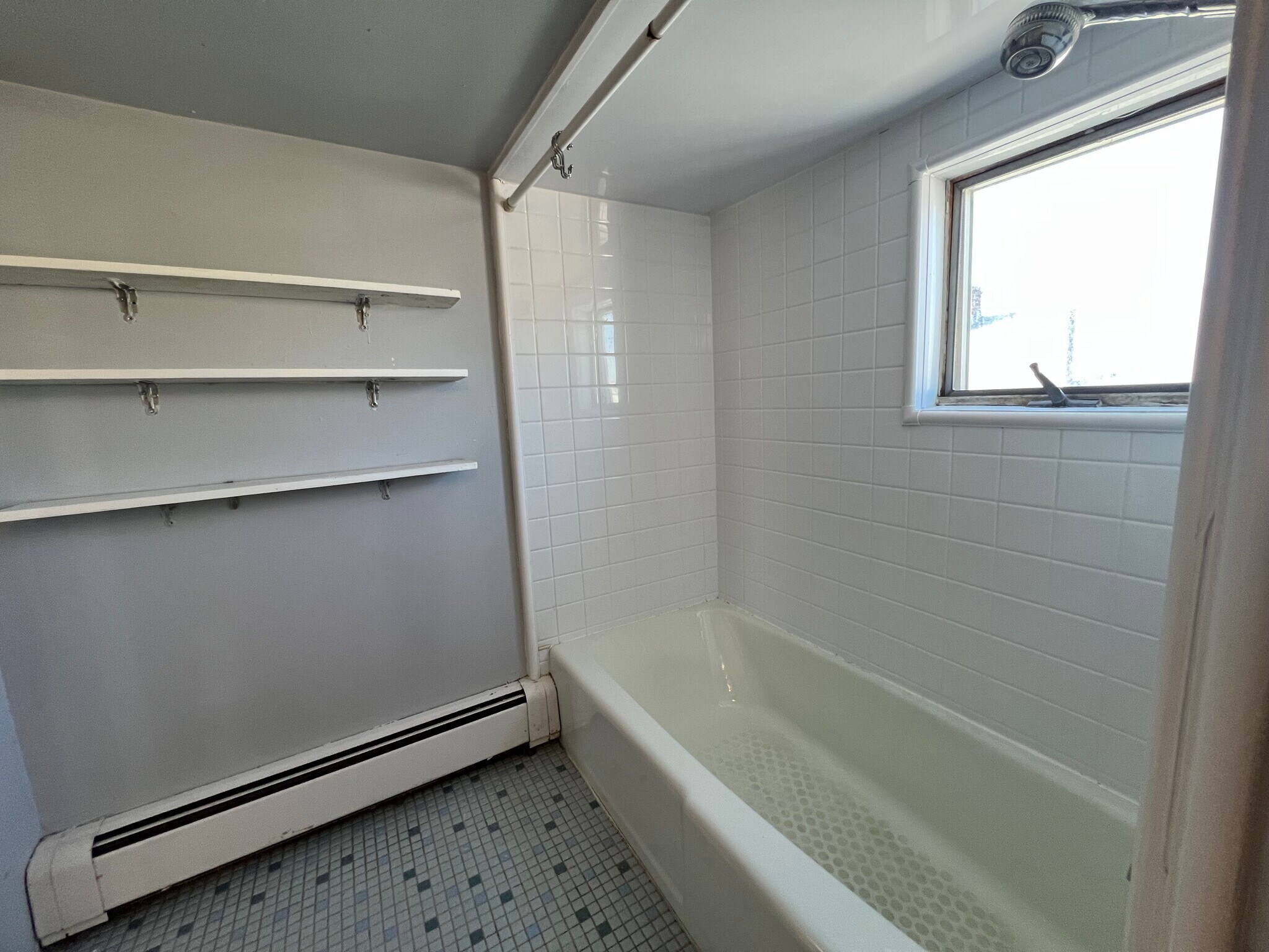 Building Photo - 45 Gardena St