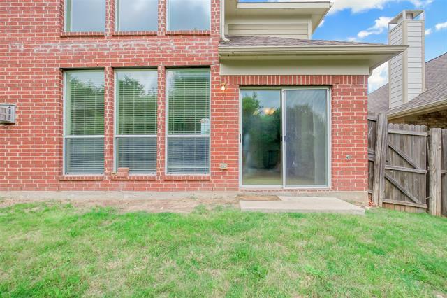 Building Photo - 3100 Crossridge Dr