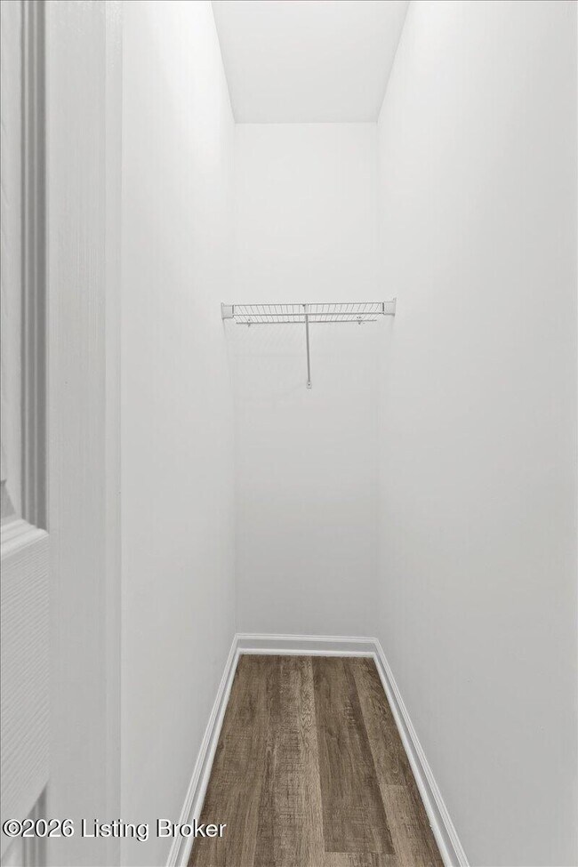 Building Photo - 1018 S 47th St