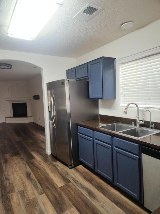 Building Photo - 1943 Busher St SE