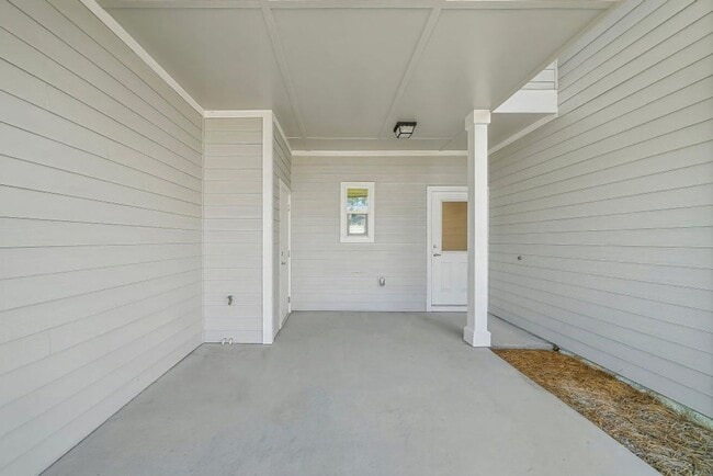Building Photo - 284 N Sand Palm Rd
