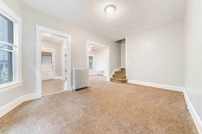 Building Photo - 2020 W 99th St