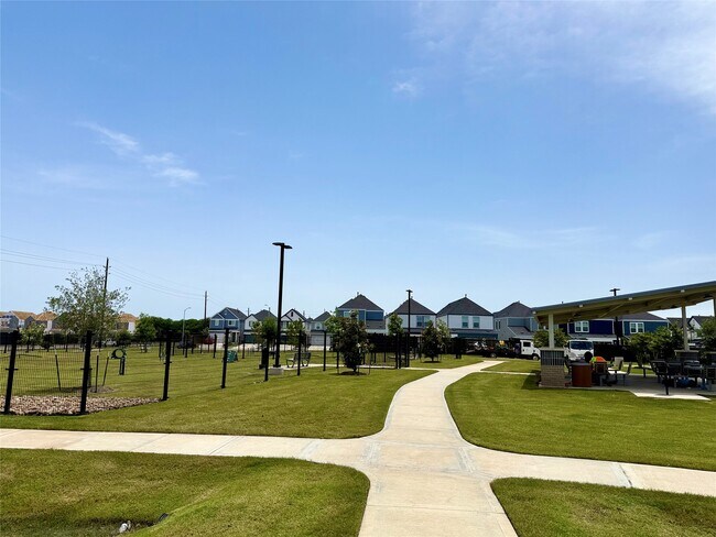 Building Photo - 2911 Needham Gdn Ln