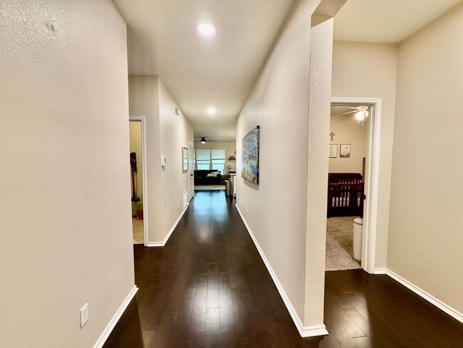 Building Photo - San Marcos Retreat w/ Amazing Backyard